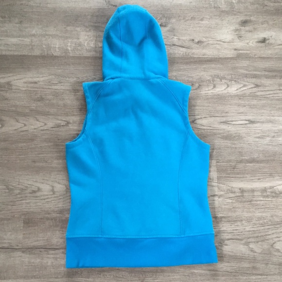Lululemon - Suns Out Guns Out Vest - Blue - Picture 2 of 7